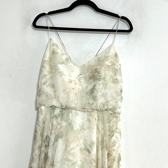 Jenny Yoo Inesse Chiffon V-Neck Spaghetti Strap Gown Floral Grey Multi Size 12 - Picture 4 of 12